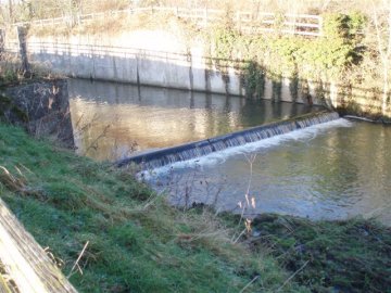 weir